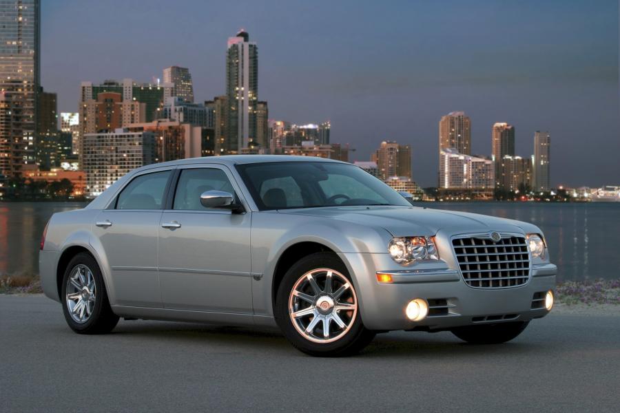  Chrysler 300C (LX) 2005 года  (фото 19 из 120)